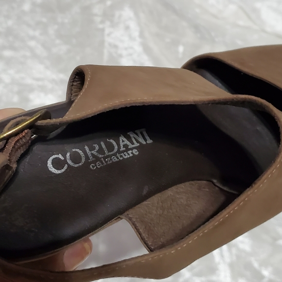Cordani Calzature Tan Suede Wedge Sandals - Picture 4 of 6